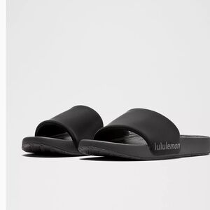 Lululemon black slides